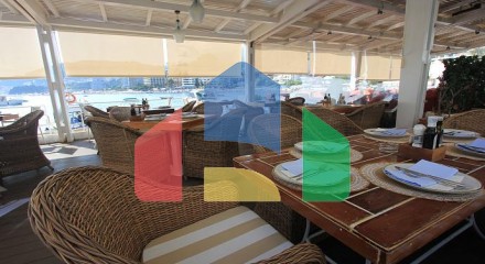 Ресторан на первой линии у моря в Рафаиловичах на продажу