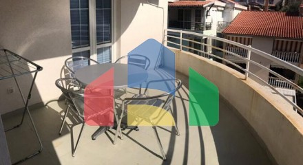 Квартира с двумя спальными комнатами в Рафаиловичи недалеко от моря