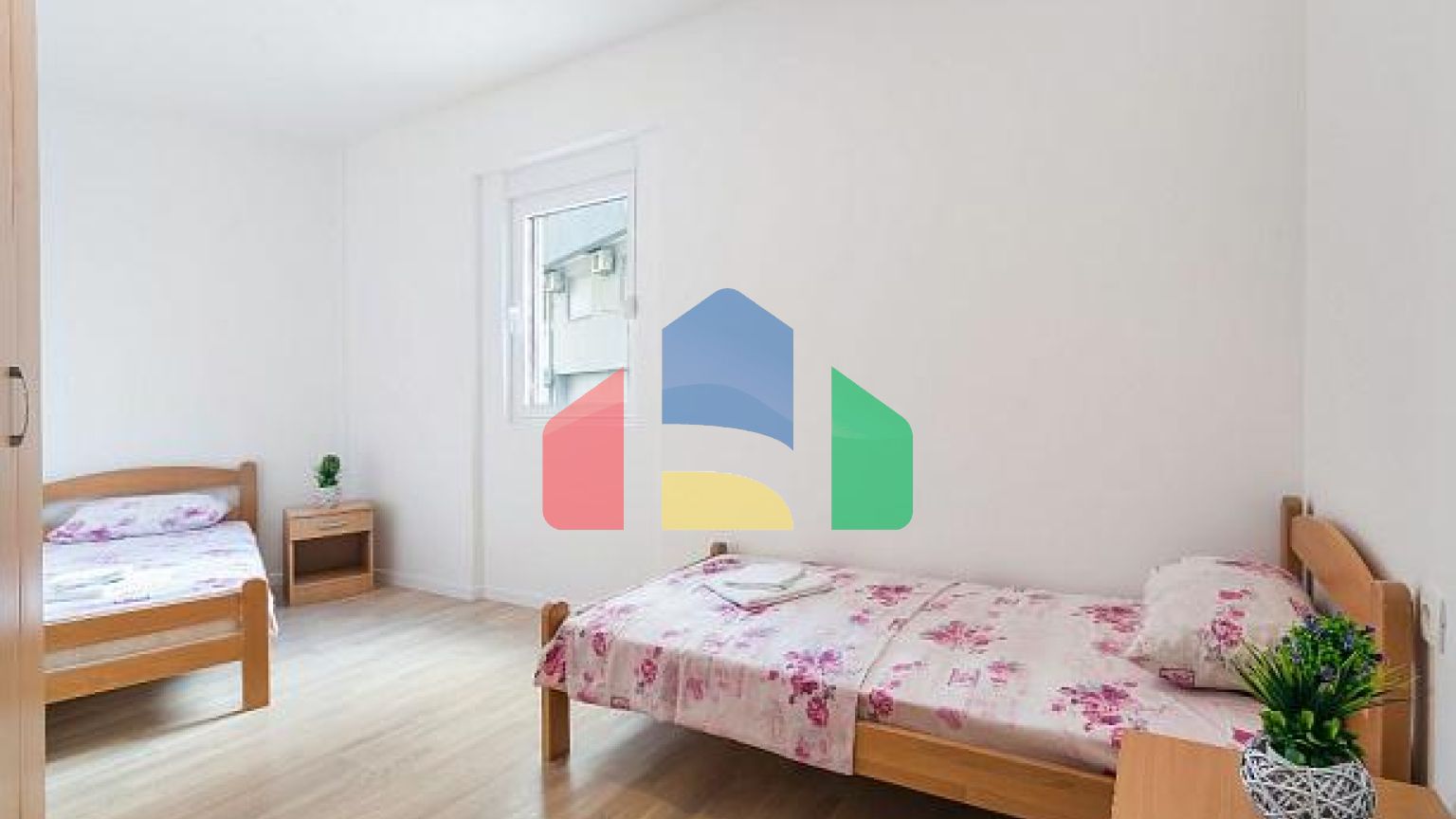 Квартиры с видом на море в двух жилых домах с лифтом в Рафаиловичи.