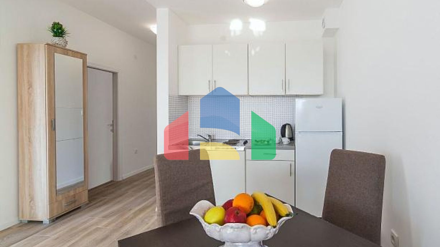 Квартиры с видом на море в двух жилых домах с лифтом в Рафаиловичи.