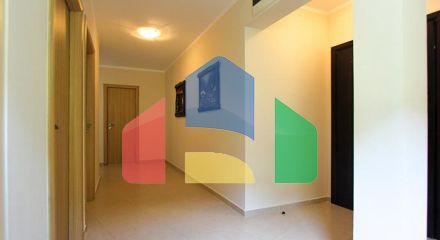 Квартира с панорамным видом на море и гаражом в Рафаиловичах Квартира с панорамным видом на море и гаражом в Рафаиловичах