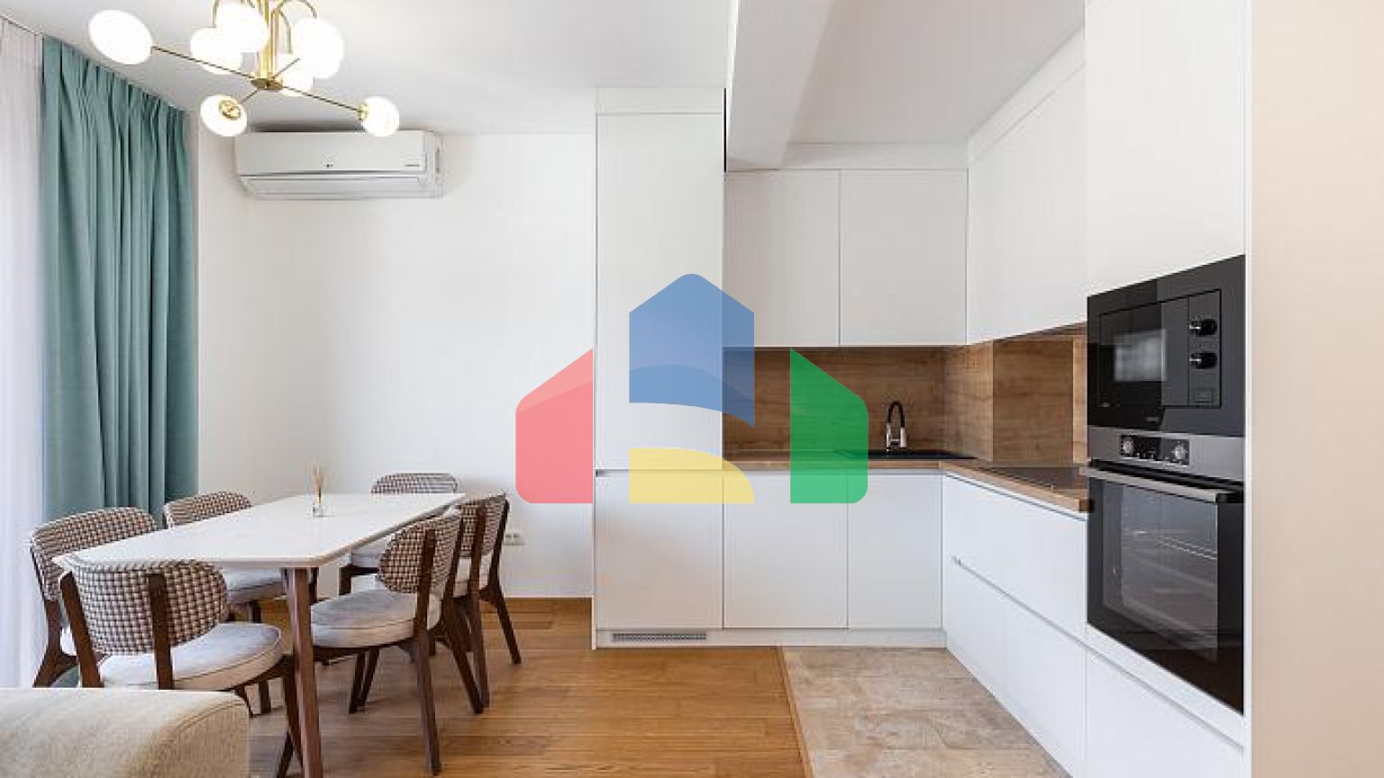 Пентхаус в Рафаиловичи с видом на море