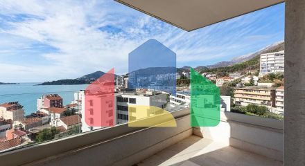 Пентхаус в Рафаиловичи с видом на море