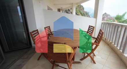 Квартира с панорамным видом на морское побережье, Рафаиловичи Квартира с панорамным видом на морское побережье, Рафаиловичи