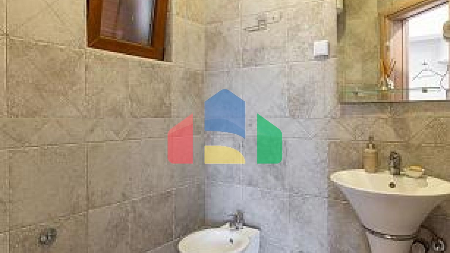 Просторный 3-этажный дом с видом на море в Близикуче