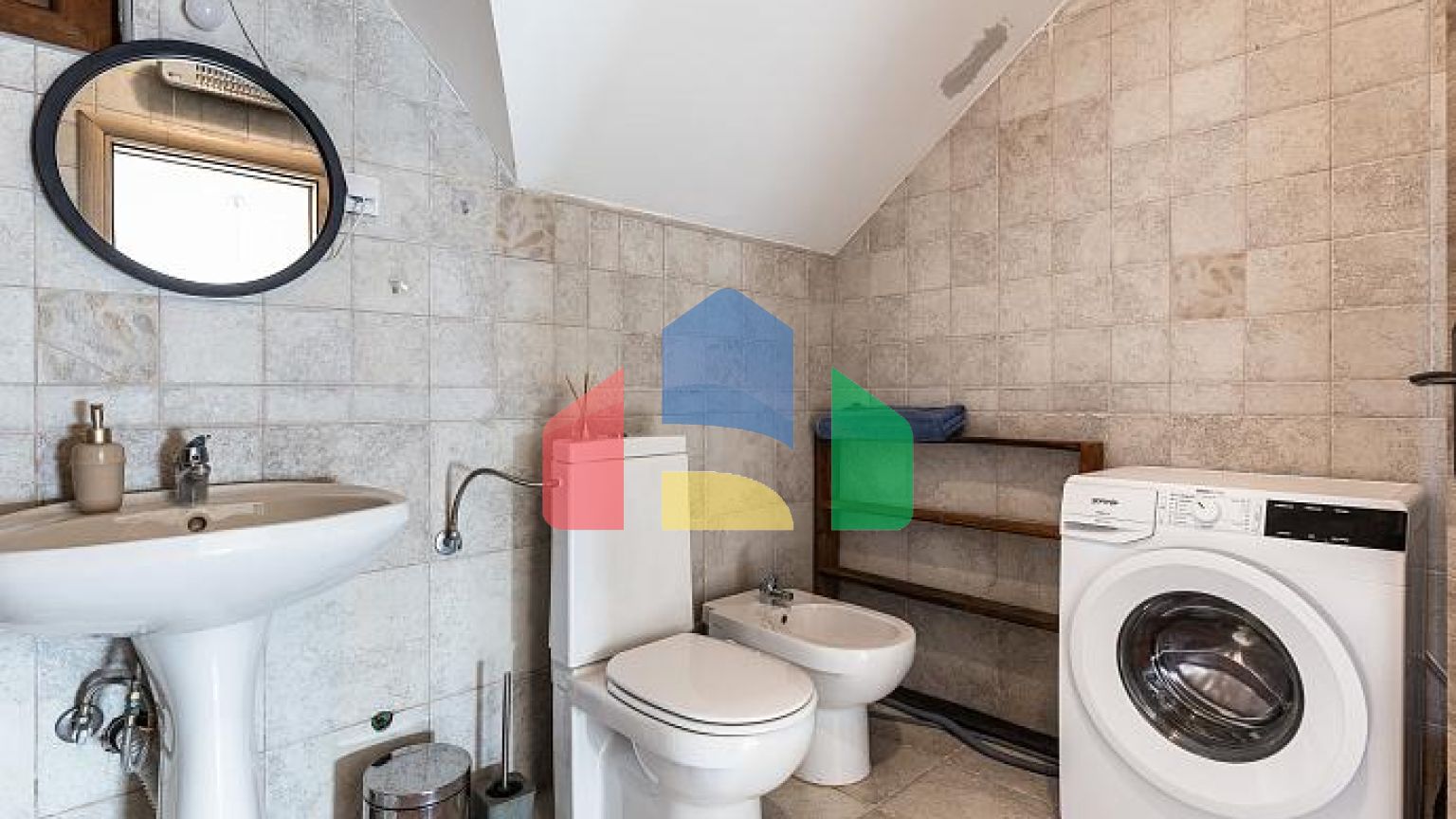 Просторный 3-этажный дом с видом на море в Близикуче