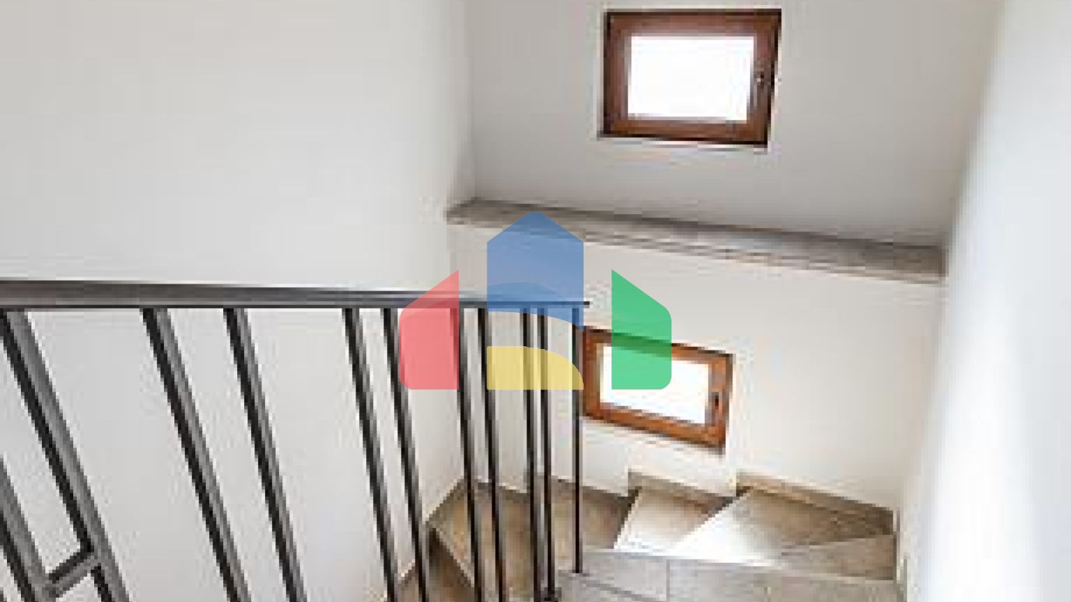 Просторный 3-этажный дом с видом на море в Близикуче