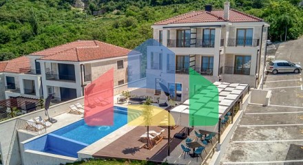 Villa for sale in a luxury complex in Blizikuce