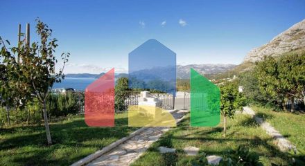Villa with pool with stunning views in Skocidevojka