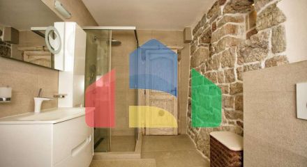 Вилла с бассейном с потрясающим видом в Скочидевойка