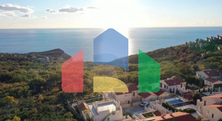 Роскошная вилла с видом на море и бассейном в Близикуче