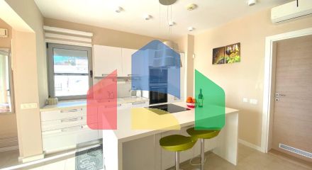 Роскошная вилла с видом на море и бассейном в Близикуче