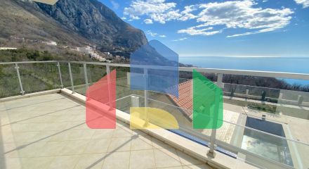 Роскошная вилла с видом на море и бассейном в Близикуче