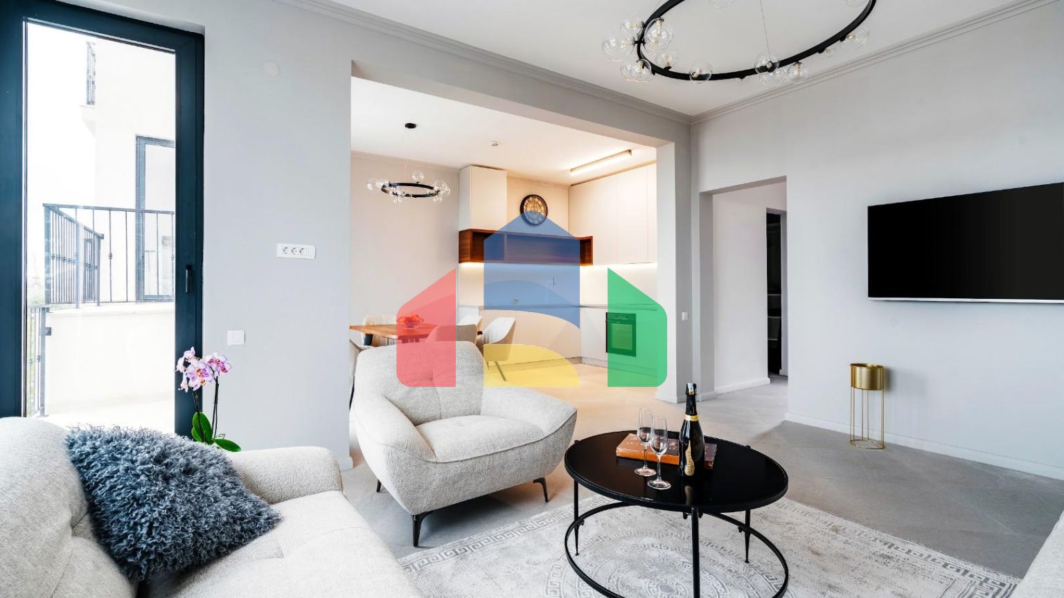 Таунхаус с панорамным видом на море в закрытой резиденции в Будванской ривьере