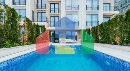 Таунхаус с панорамным видом на море в закрытой резиденции в Будванской ривьере