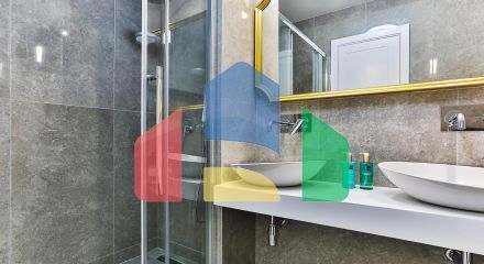 Таунхаус с панорамным видом на Адриатическое море в закрытом комплексе в Будванской ривьере