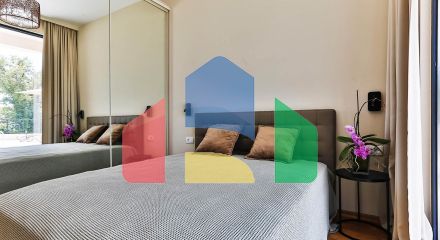 Таунхаус с панорамным видом на Адриатическое море в закрытом комплексе в Будванской ривьере