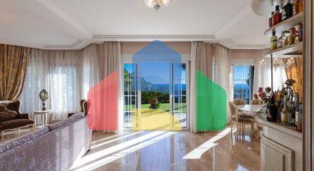 Элегантность и умиротворение в роскошной вилле с панорамным видом на море.