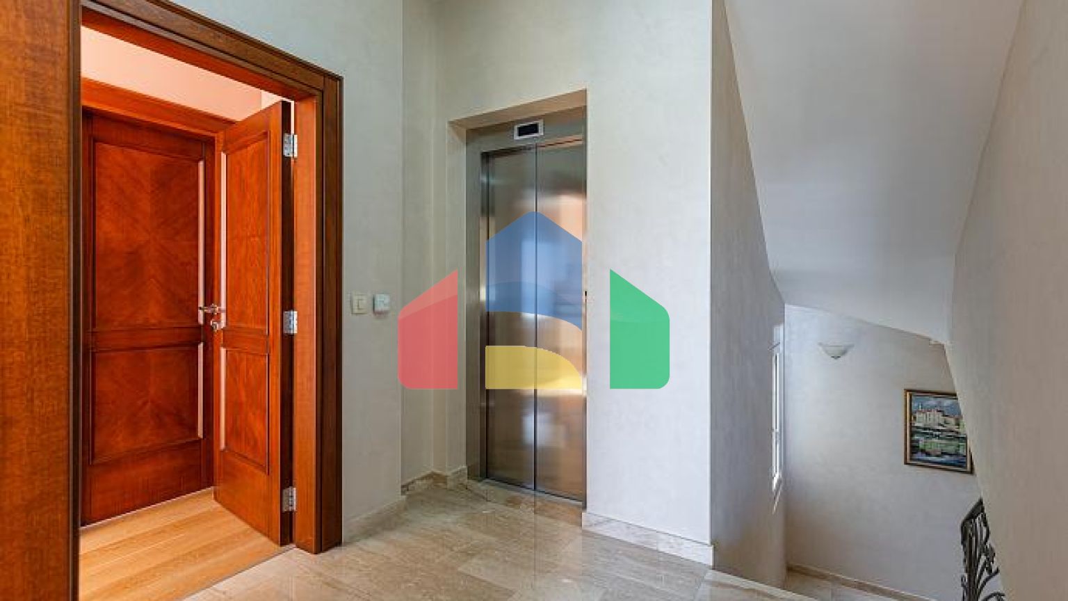 Элегантность и умиротворение в роскошной вилле с панорамным видом на море.