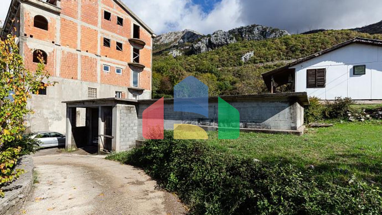 Участок с видом на море и собственным источником воды – Лапчичи, 1,000 м²