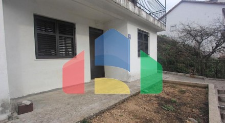 Дом в Херцег Нови