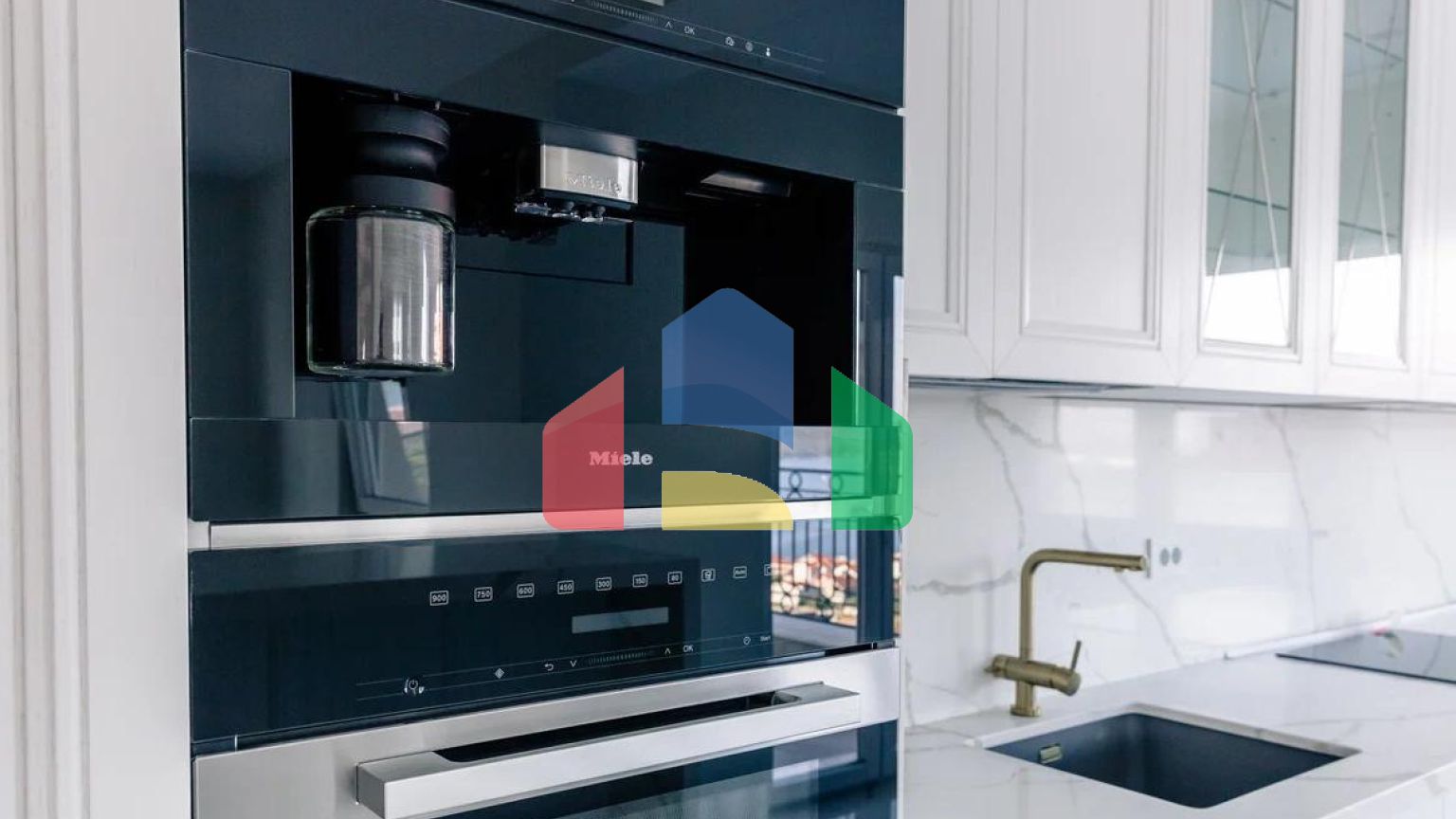 Жилой комплекс вилл в Дженовичи с панорамным видом на море вблизи Porto Novi