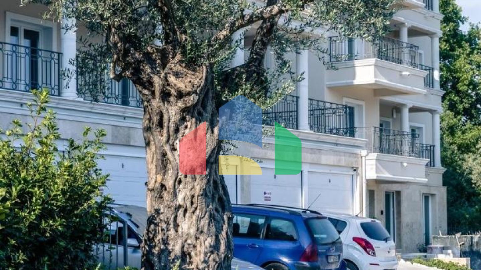 Жилой комплекс вилл в Дженовичи с панорамным видом на море вблизи Porto Novi