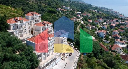 Жилой комплекс вилл в Дженовичи с панорамным видом на море вблизи Porto Novi