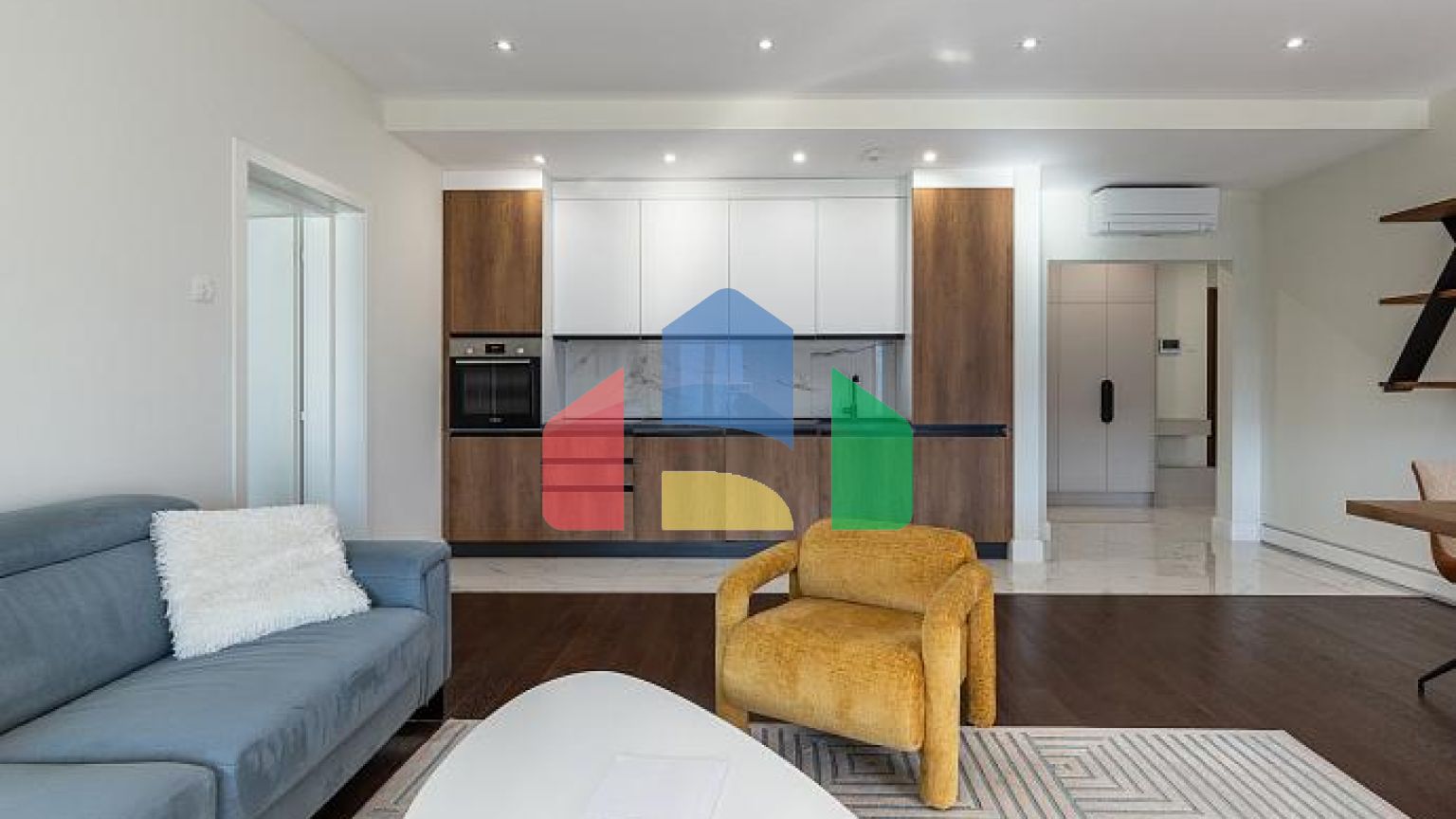 На продажу новые виллы в комплексе с видом на Боко-Которский залив