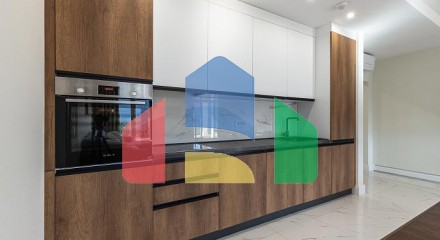 На продажу новые виллы в комплексе с видом на Боко-Которский залив