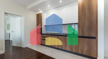 На продажу новые виллы в комплексе с видом на Боко-Которский залив