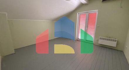 Дом в Дженовичи с видом на море