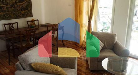 Дом с небольшим садом в Дженовичи