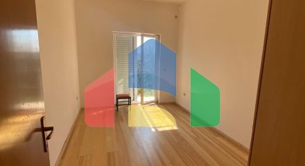 Апарт-отель в Игало, недалеко от института Симо Милошевича. Апарт-отель в Игало, недалеко от института Симо Милошевича.