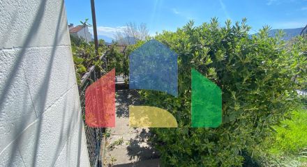 Апарт-отель в Игало, недалеко от института Симо Милошевича. Апарт-отель в Игало, недалеко от института Симо Милошевича.