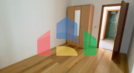 Апарт-отель в Игало, недалеко от института Симо Милошевича. Апарт-отель в Игало, недалеко от института Симо Милошевича.