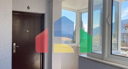 Апарт-отель в Игало, недалеко от института Симо Милошевича. Апарт-отель в Игало, недалеко от института Симо Милошевича.