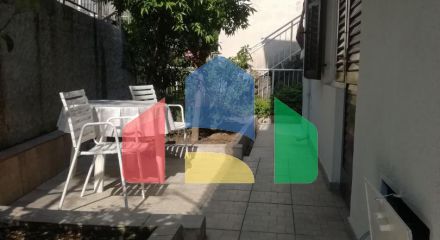 One-bedroom apartment in a small apartment building in Igalo district, Herceg Novi.