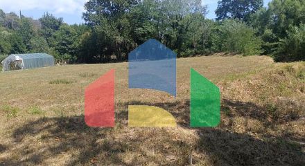 Продается участок в поселке Суторина