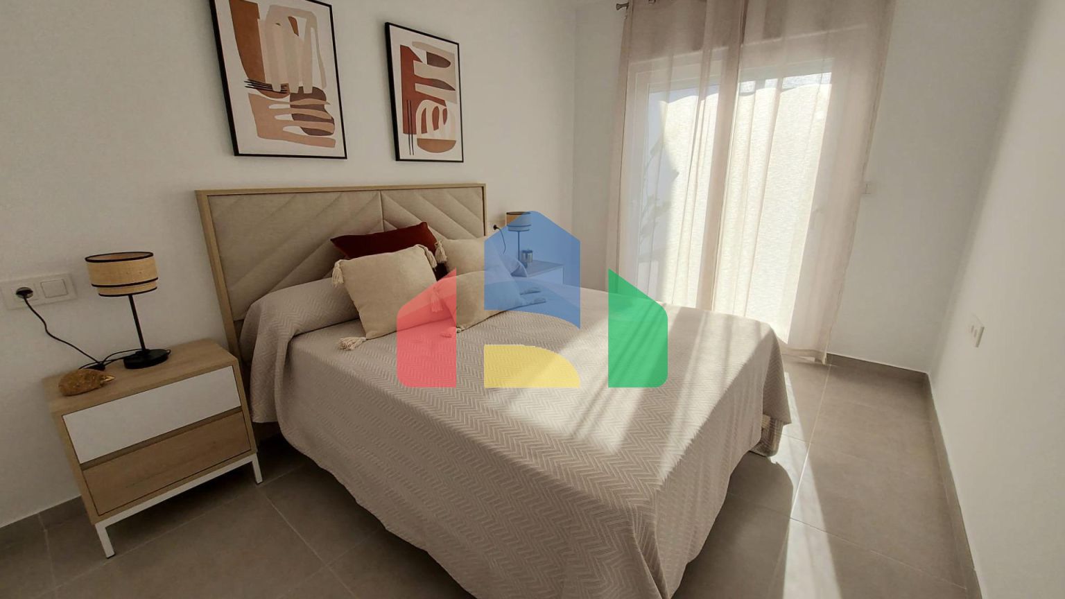 НОВЫЕ ВИЛЛЫ В РОЛДАНЕ