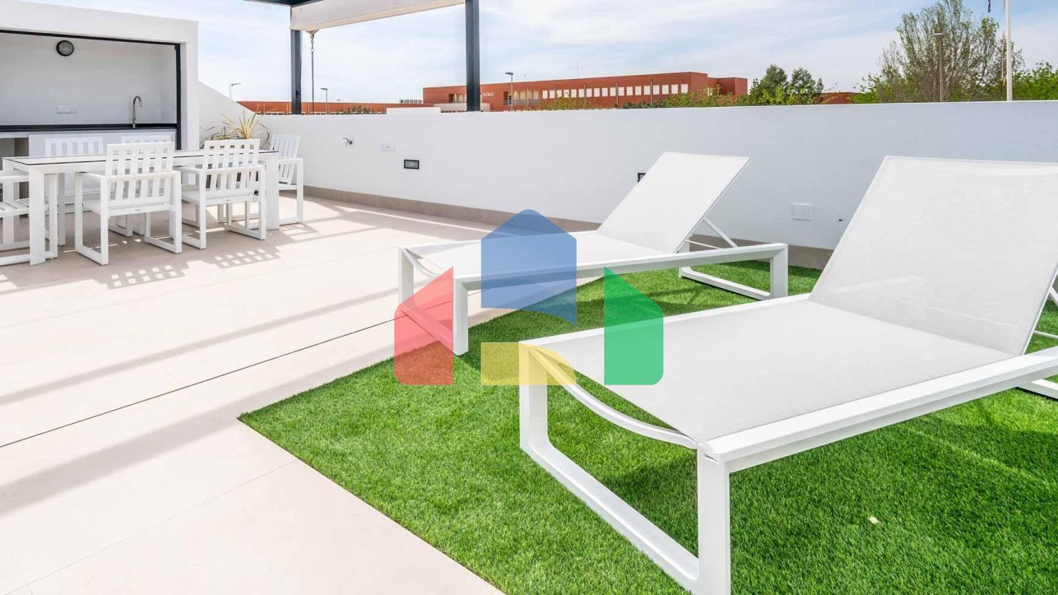 Новые независимые виллы с частным бассейном и солярием в Рольдане, Торре-Пачеко