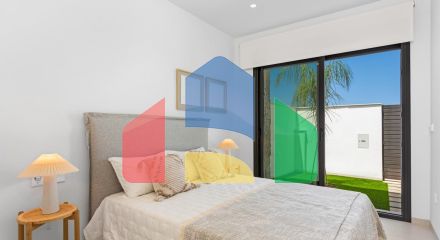 НОВЫЕ ТАУНХАУСЫ В ЛОС АЛЬКАСАРЕС