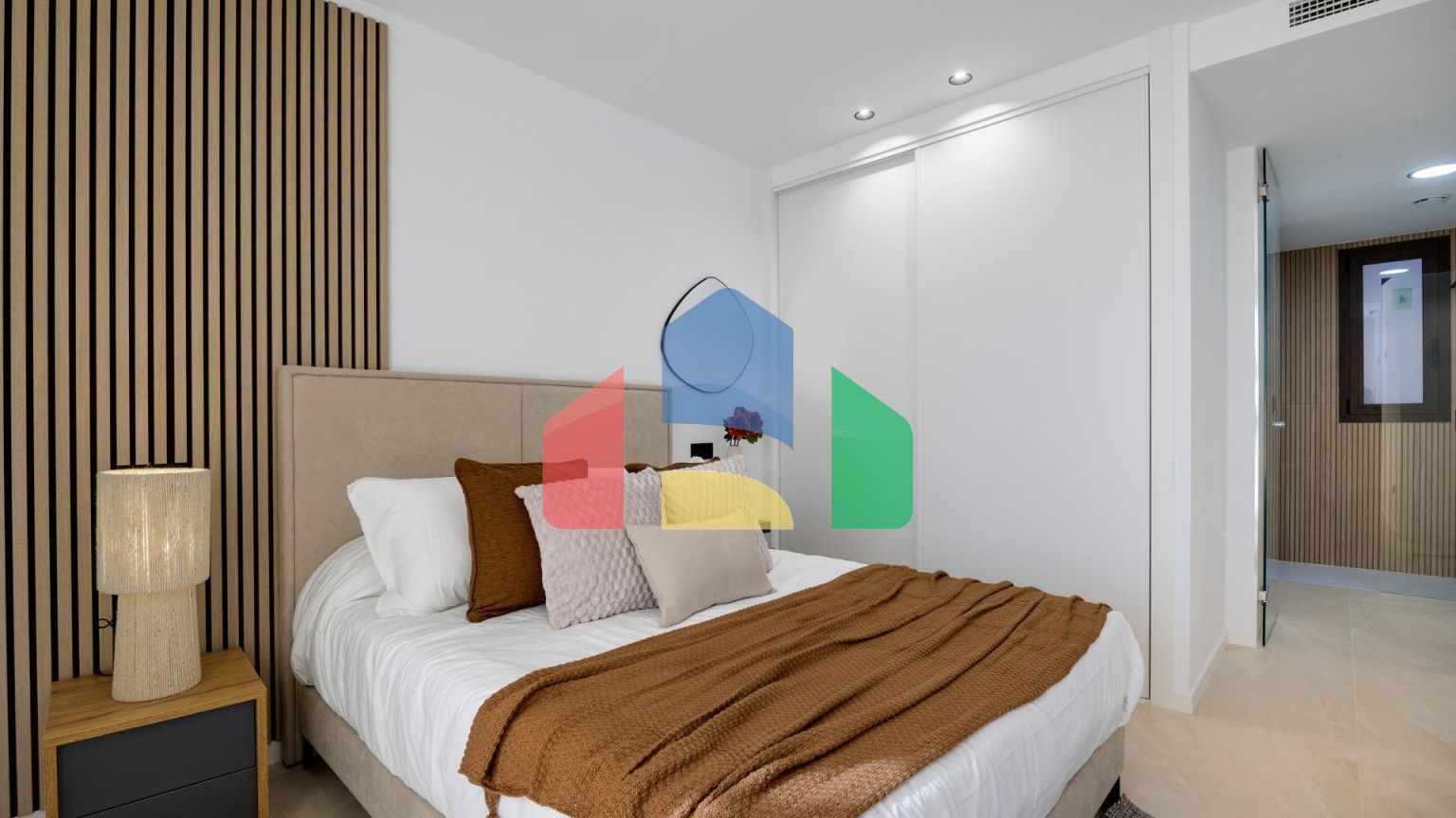 НОВЫЙ ЖИЛОЙ КОМПЛЕКС РЯДОМ С ЛА СЕРЕНА ГОЛЬФ, ЛОС АЛЬКАСАРЕС