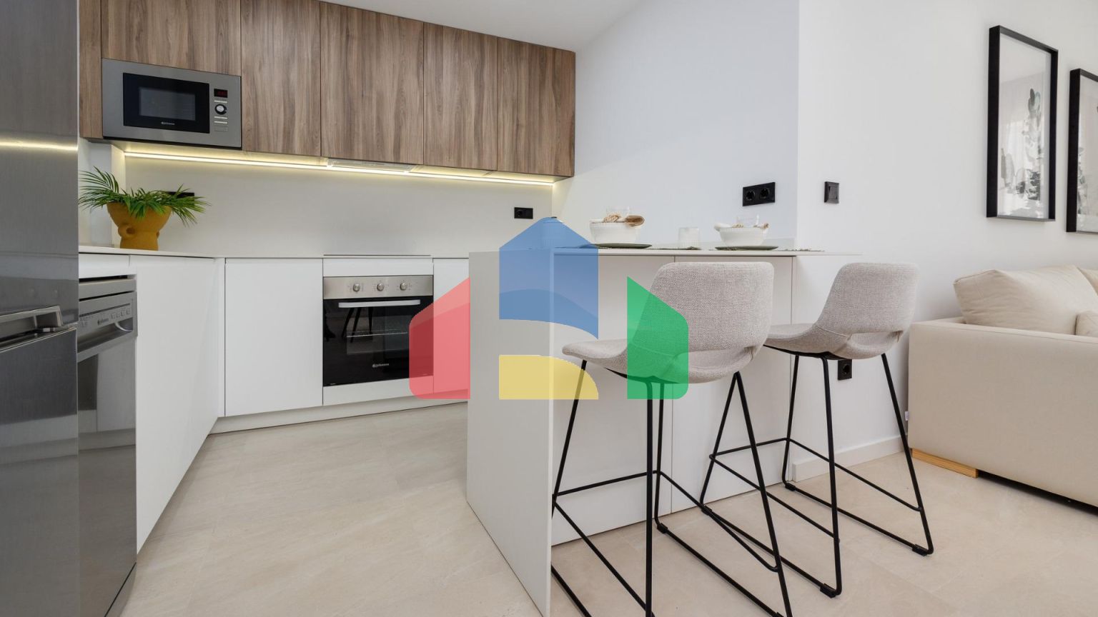 НОВЫЙ ЖИЛОЙ КОМПЛЕКС РЯДОМ С ЛА СЕРЕНА ГОЛЬФ, ЛОС АЛЬКАСАРЕС