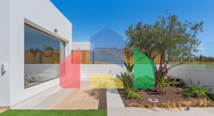 Новые виллы и апартаменты в Лос-Алькасаресе Новые виллы и апартаменты в Лос-Алькасаресе