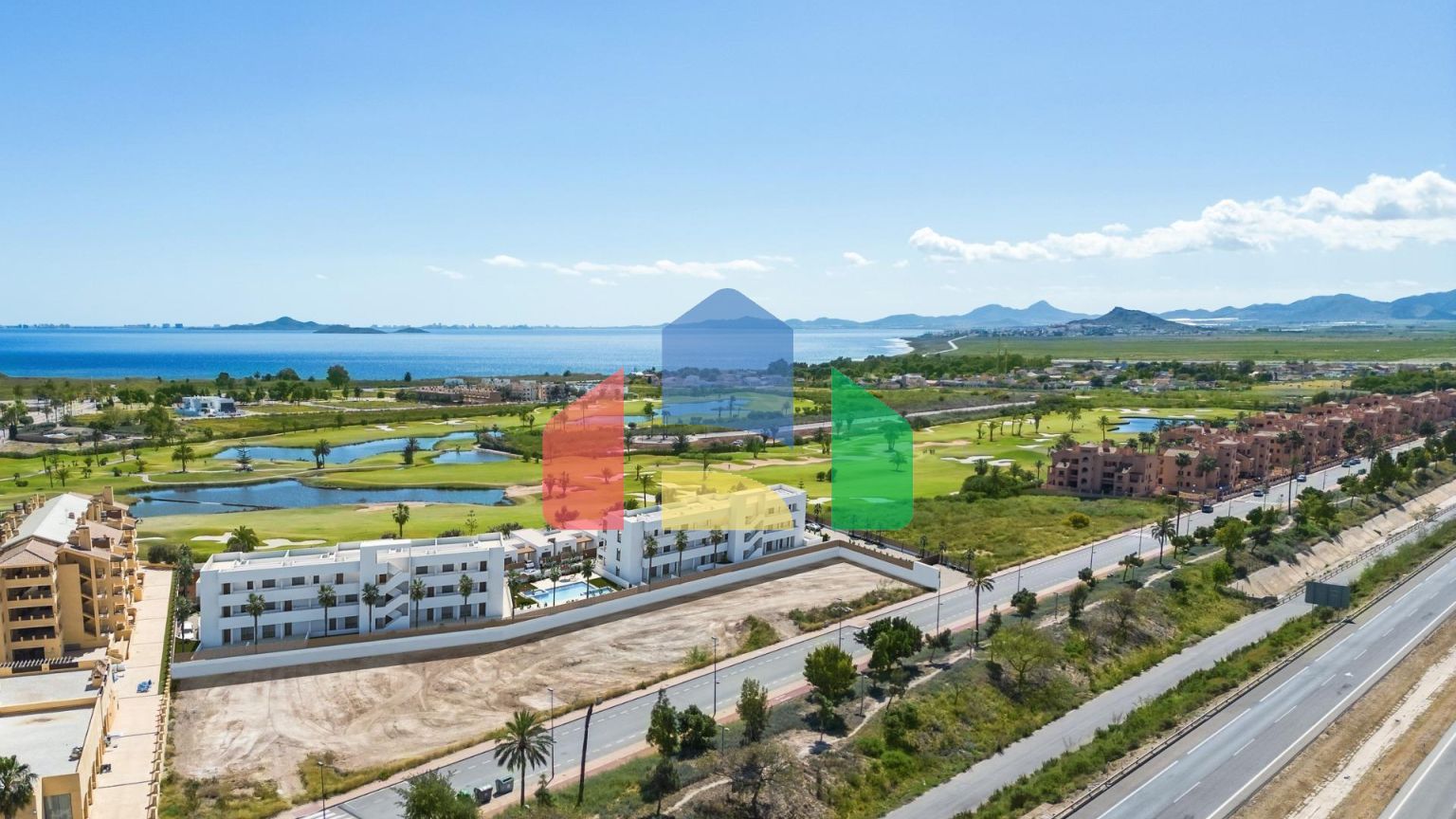 НОВЫЙ ЖИЛОЙ КОМПЛЕКС В ЛОС АЛЬКАСАРЕС