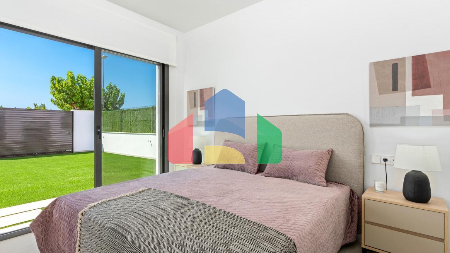 НОВЫЕ ВИЛЛЫ В ЛОС АЛЬКАСАРЕС