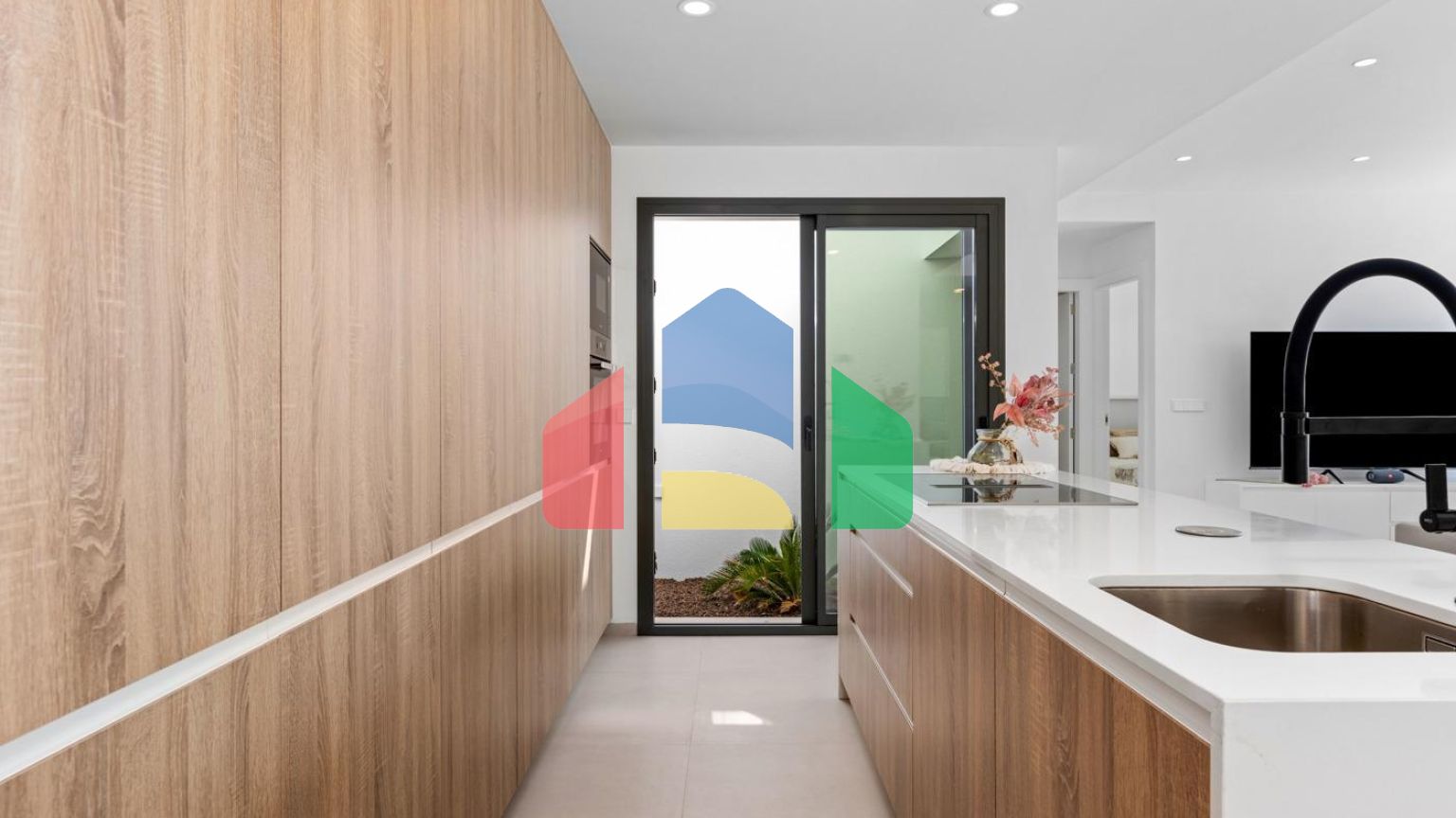 НОВЫЕ ВИЛЛЫ В ЛОС АЛЬКАСАРЕС