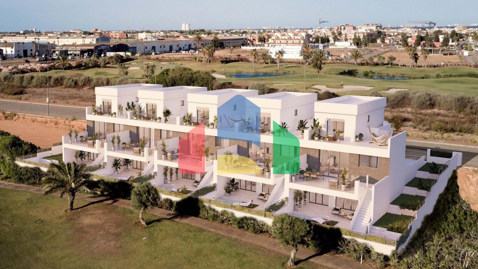 Сдворенные и отдельно стоящие виллы новой постройки в La Serena Golf-Los Alcázares