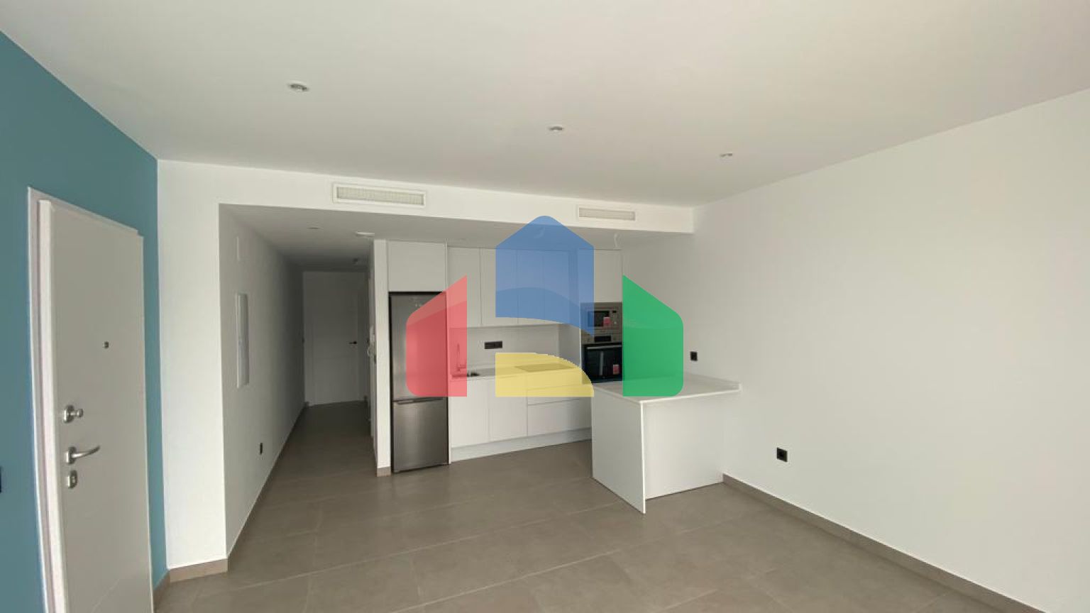 Новые виллы с частным бассейном в Лос-Алькасарес, Коста-Кальида